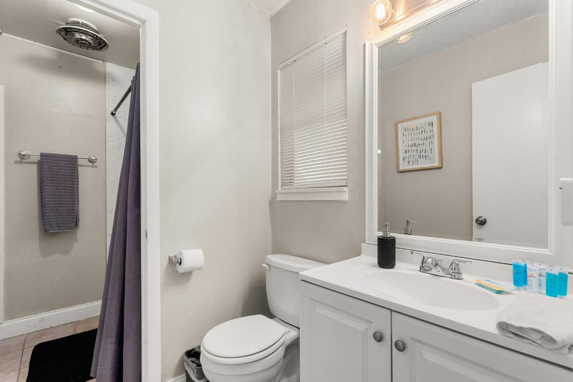 Cozy 3 Bedroom With Hot Tub 2 Min Away From Lackland San Antonio Exteriör bild
